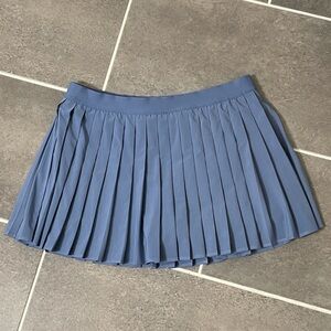 Lululemon High-Rise Pleated Tennis Skirt size 12
Oasis Blue